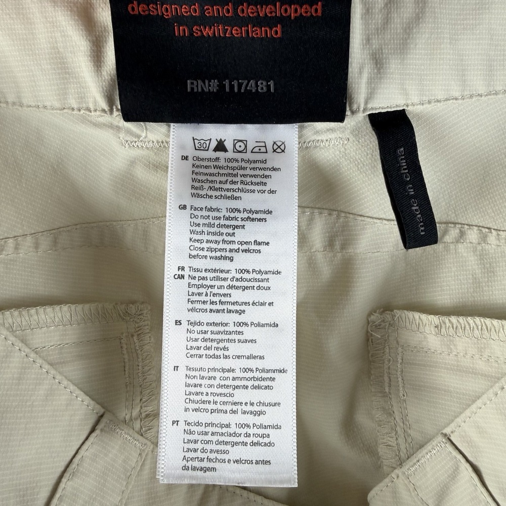 Mammut Womens Pants Sz 8 Cargo Zip Ivory Gorpcore Outdoor Granola Hiking Utility - Picture 12 of 13